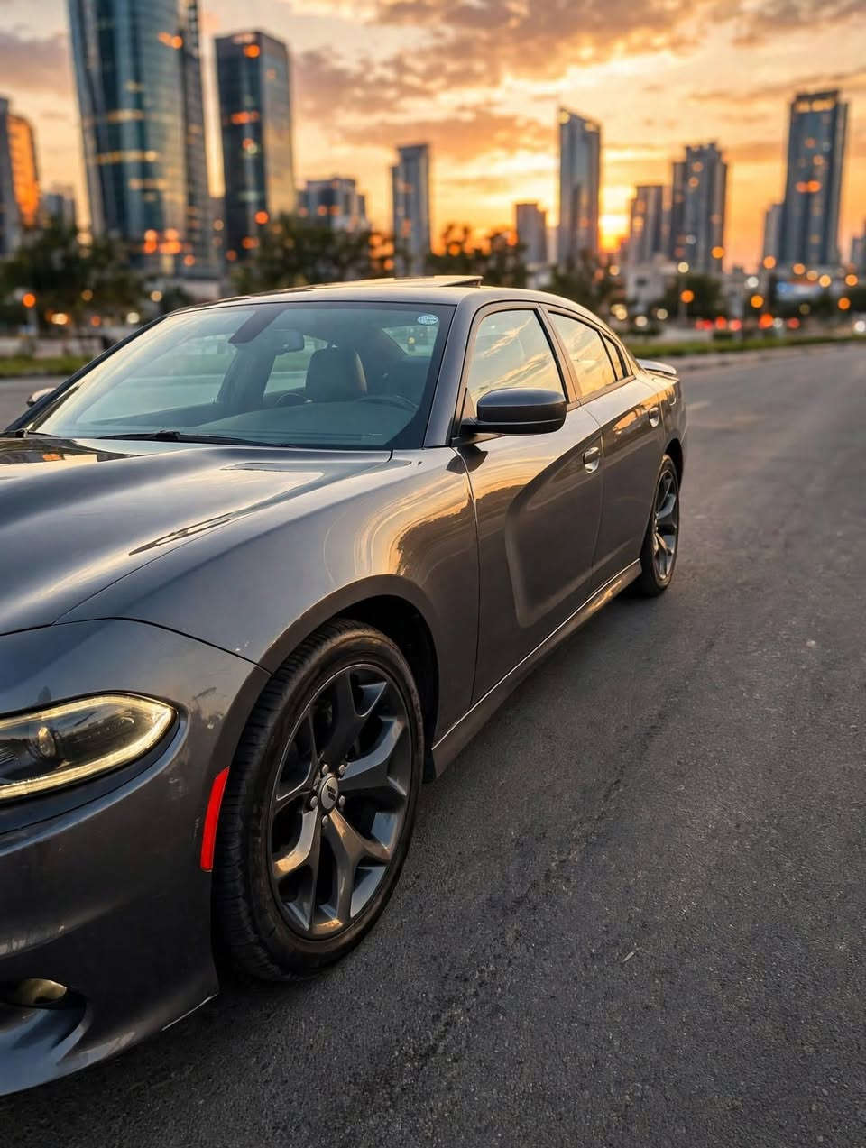 السلام عليكم بيع سريع
جارجر GT 2019 فول فتحه سلايد 
لون نفطي ماشية 99 ميل السياره كلين صار بيها صبغ بالعراق الباب الخلفي عكس السايق فقط بدون اثر حادث رقم اربيل الجديد السعر 185 وبيها مجال مكاني بغداد 
للاستفسار ***********
