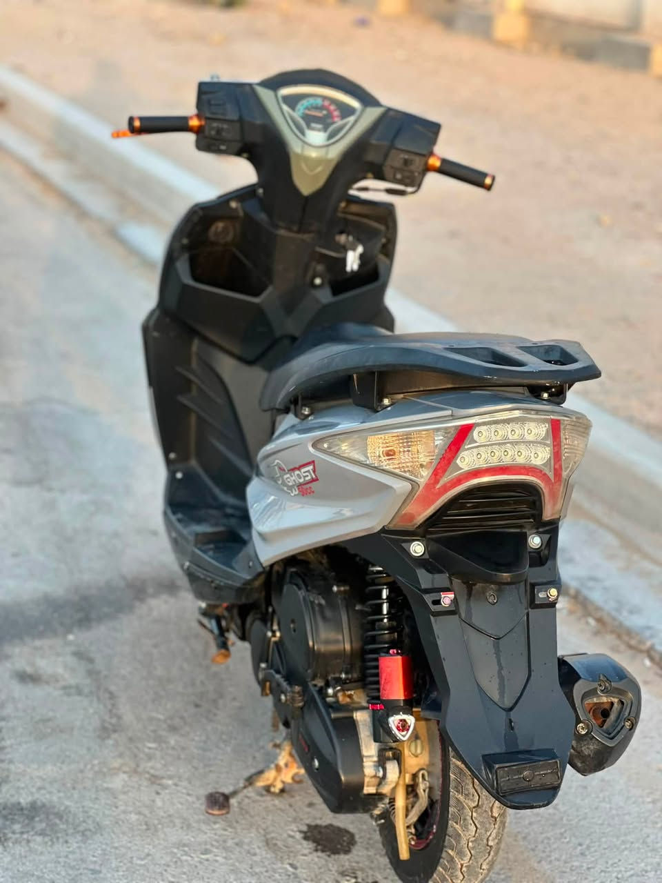 للبيع دراجة  تايوان 🛵🔥
دراجة نظيفة ومرتبة، مثل ما موضح بالصور، جاهزة للاستخدام وما تحتاج شي.
🔹 حجم المحرك: 125 سي سي
🔹 اللون: رصاصي / أسود
💰 السعر: 750 ألف دينار
🤝 قابل للتفاوض بالمعقول 

📍 المكان: البصرة / الزبير
📞***********
