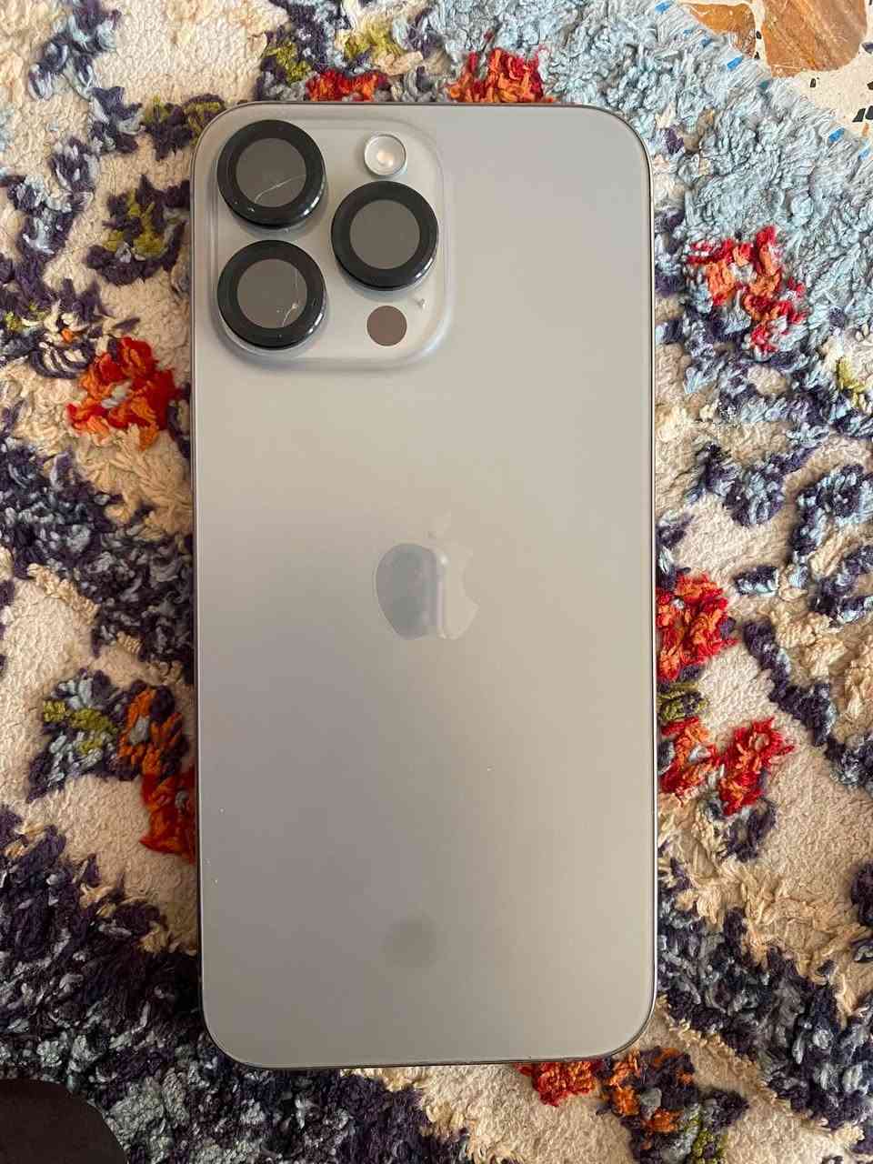 ‏iPhone 15 Pro ماكس جهاز ماستر ابدل بس بطاريه والجهاز كلش نضيف ويا الكارتونه مالته السعر مليون وخمسين //***********متوفر انتصال و واتساب

