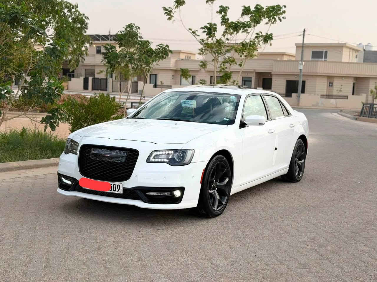 سلام عليكم
للبيع 
اوباما s300
موديل 2022
سياره كفاله عامه فقط دعاميه خلفيه 
بانوراما
بصمه ابواب
شاشه كار بلي 
كشنات حفر جلد s
دمام خلفي 
فول مواصفات
ماشيه 68 
سعر  310بيها مجال شي بسيط 
مكان السياره ديالى  
رقم شمالي تحويل وكاله جاهز 
اي استفسار ***********
