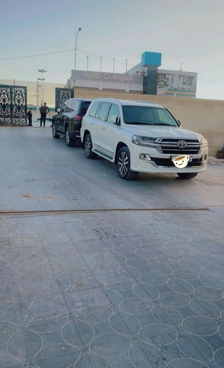 السلام عليكم
للبيع لاندكروز موديل 2019 ساز باب اول فول مواصفات 1/1  السياره جديدة بمعنى كلمة اسبيرها مانازل اللون ابيض صدفي رقم بغداد بسمي سنويه هزه جديدة 

محرك 4000

V6

فول موصفات 1/1

بصمه تشغيل 

5 بصمه أبواب لمس 

تشغيل عن بعد 

فتحه سلايت

كشنات ثنين كهرباء 

كشنات جلد 

8ايرباك 

زراكات 

مري ش

جنطه شفط 

عداد لكزز 

ثلاث قطع تبريد 

حساس امامي 

حساس خلفي  

وباقي موصفات الساز  معروفه 

عليها تخم تاير جديد 

ماشيه  140 ألف حقيقي 

سعر السياره  46 $ وبيها مجال 

الاستفسار اتصل على الرقم

  ***********

مكان . الكوت واسط  

اني مكلف بالنشر
