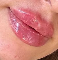 عيادة ميادة • تجميل أسنان • شارع ١٣