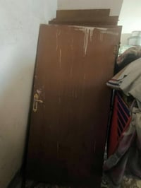 بيبان خشب صاج • ١١ باب • ٢ متضررات