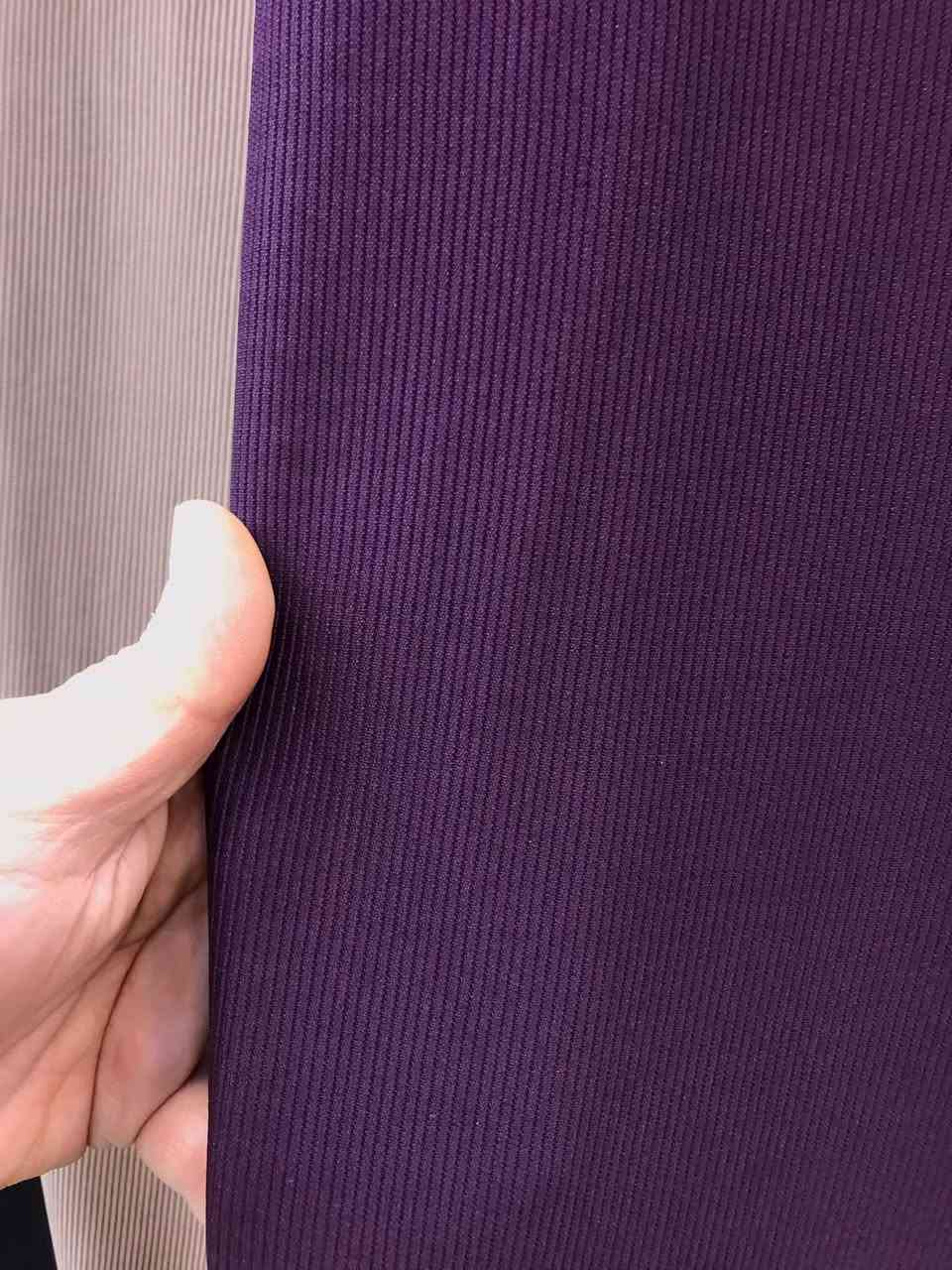 صوف تريكو • مترين ونص • توصيل كربلاء