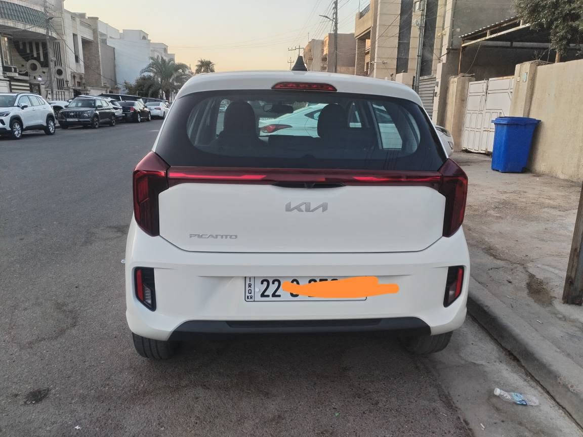 سلام عليكم
كيا بيكانتو موديل 2024
خليجي بدون ضربه ولا صبغ مكفوله
رقم أربيل دولي ترقيم جديد هزه وفحص جديده
ماشيه8000
شاشه بلادي ايباد 
كاميره دواره 
جام كهرباء مري كهرباء مري شفط 
محرك دوش جبير ٤ سلنتدر 
تحكم سترين اواكس بلوتوث حكايه تلفون مانع انزلاق حاس اطار 
جي بي اس 
شاشه ديجال
لد صباحي
اتصال *********** بغداد, العراق
