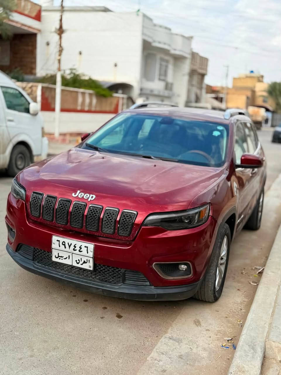 سلام عليكم جيب بزون شيروكي موديل2019 رقم اربيل تحويل ثاني يوم  محرك 4 سلندر 2400  بيه 4 قطع صبغ + ثنين تبديل محرك وكير كفاله مكاني بغداد الامين الثانيه رايدها 100$ وبيها مجال حك الجيه او مراوس شعندك نزل بتعليق
*********** اتصال 
*********** وتساب
