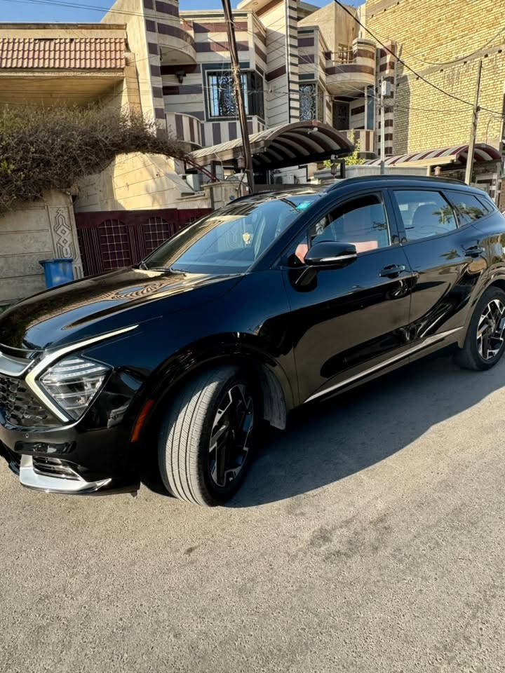 السلام عليكم 
كيا سبورتج موديل 2023 برستيج امريكي فول فول مواصفات بصمة بارنوما فتحة
2023 kia sportage-prestige
سيارة جديدة
وارد امريكي حادث خفيف جدا وموضح بالصور كلين يعني
مواصفاتها :-
gdi 2500 محرك .1
2. كير 8 نمر
3. ماشية km 31 كيلو
4. بانوراما
5 كامرات محطيه
5. بصمة : تشغيل - ابواب - صندوك
6. صندوك كهرباء
كشنات تدفئه و تبريد ولون احمر مميز
7. شاشة كبيرة على طول الدشبول دجتل كامل
8. كيجات الكترونية متغيرة حسب الوضعيات
9. انظمة القيادة : سبورت - سمارت - نورمال
10. كشنات جلد احمر
11. كراسي كهرباء فول تحكم مع كشن ميموري
12. اضواء ترحيب عند الاقتراب مع ترحيب داخلي عند الصعود او المغادرة
13. شحن وايرليس
14. منافذ تايب سي عدد 3 مع 2 في الكشنات ومنفذ يو اس بي ومنفذ جداحة
15. هاند بريك بصمة
16. اوتو هولد
17. كاميرات عدد 5 بزاوية 360 مع كاميرات بالاشارات الجانبية مع وضعيات مختلفة للكاميرات
18. فول رادارات امامية وخلفية وجانبية
19. تحديد مسار ذكي
20. قيادة أليه ذكية
21. نقطة عمياء
22. كروز سرعة
23. تبريد وتدفئة كشنات مع تدفئة ستيرن
24. سستم صوت هارمان كاردون
26. خزن كشن سائق ميموري وضعيتان
27 وضعيه تغير صوت المحرك
28. اشاير بالمري
29. تشغيل عن بعد
30. شاشة لمس متغيرة لتحكم الميديا او لتبريد
31. ستيرن فول تحكمات
32. السيارة مغطى بنانو سيراميك جديد ضد الاتربه
السياره مواصفات فول 1/1
السياره ب اسمي رقم بغداد الجديد تحويل ثاني يوم
للبيع فقط بدوون مراوس
السعر 235 ورقة
رقم واتس اب ***********
المكان بغداد
