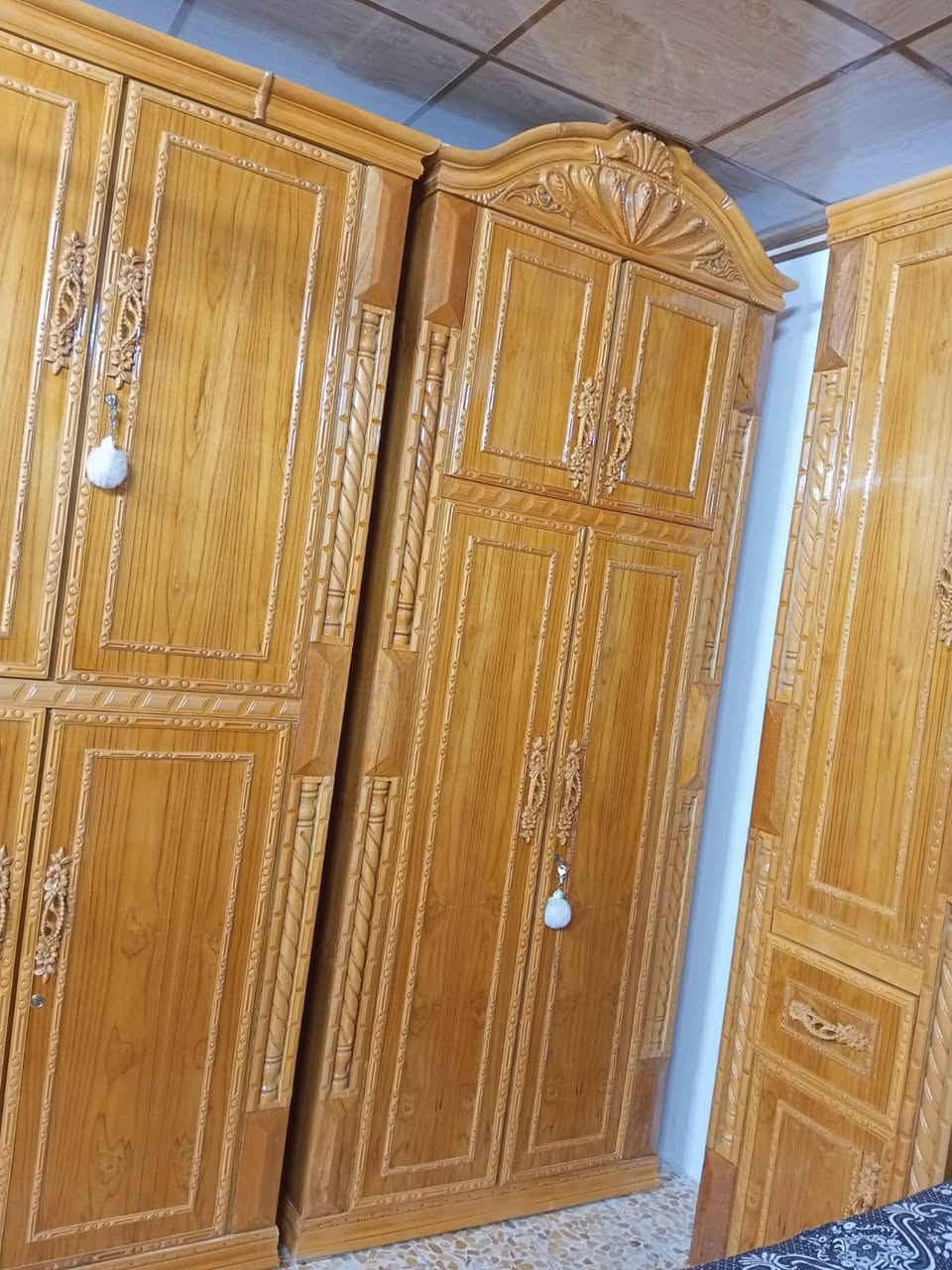 غرفه نوم • نظيفه • موصل ايسر