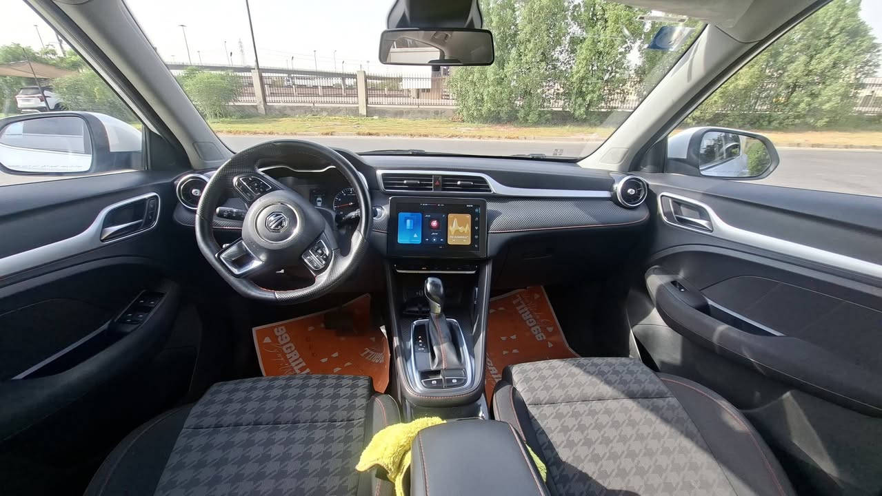 الوصف
ام جي ZS 2024 مرقمه بغداد وباسمي
مواصفاتها
1500 محرك
بصمه
لايتات زنون لد امامي لد خلفي 
شاشه اصليه كار بلي 
حساسات خلفيه
السياره كلش نظيفه بدون حادث وبدون صبغ
29000 ماشيه
للاستفسار
***********
