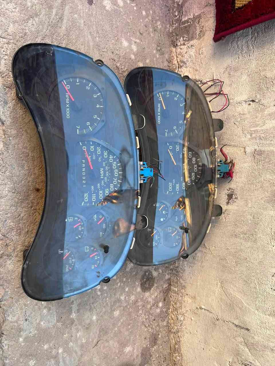 سلام عليكم شاشه دشبىل لايت اصلي تفصيخ بليزر عنوان بغداد أكو توصيل جميع المحافظات 
***********
