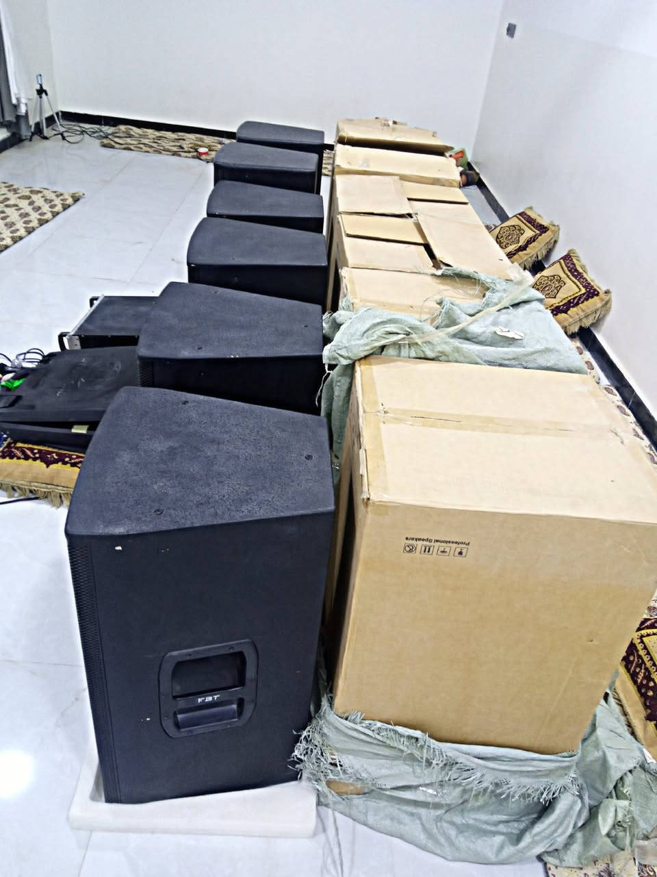 بسـم اللـه الرحـمان الرحـيم
السلام عليكم خدام الحسين ع
سـستم كامل
سمعات 3 ازواج. FPT العدد 6سماعات
مستخدمات فقط 10 ايام
الله شهاد جديد +كراتين موجودة وشرط على الفحص تجي تفحص وتاخذ +مايكات عدد ثنين سوار
جهاز داينكرود باور دفع 1000 +بـاور
مـع مخارج صوت عدد ثنين + 6وايرات سبيكون
السعـر 3.500 للشراي بيهن مجال بابل قضاء القاسم
لايوجد توصيل تجي تفحص وتاخذ
مراسلة على الواتساب فقط من غير انتصال
***********
