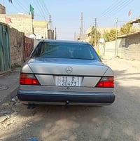 مرسيدس دب E300 موديل 1991 سياره باسمي   مواصفات فول  كير ومحرك مكفولات...