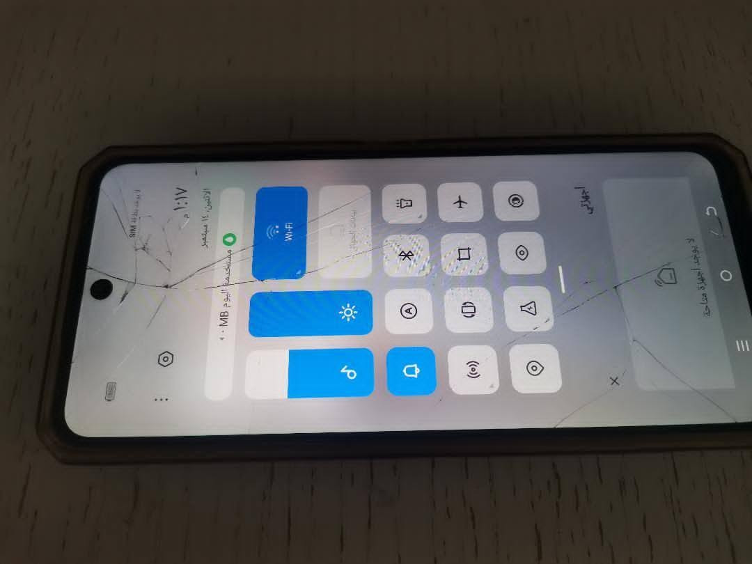 تكنو بوفا 4
ذاكره 256 عشوائيه 8
سماعات ستيريو
بطاريه 6000
شحن سريع 
وبي كسور بالشاشه
السعر 65 المكان غراف
*********** تواصل
