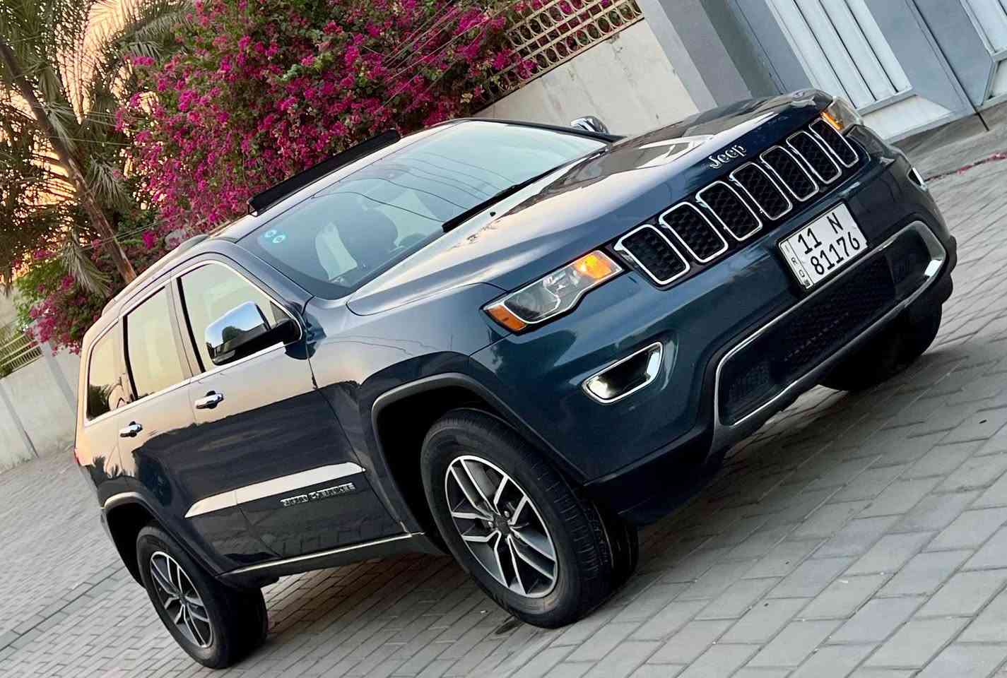 جراند شيروكي ليميتد • ٢٠٢٠ • بدون صبغ