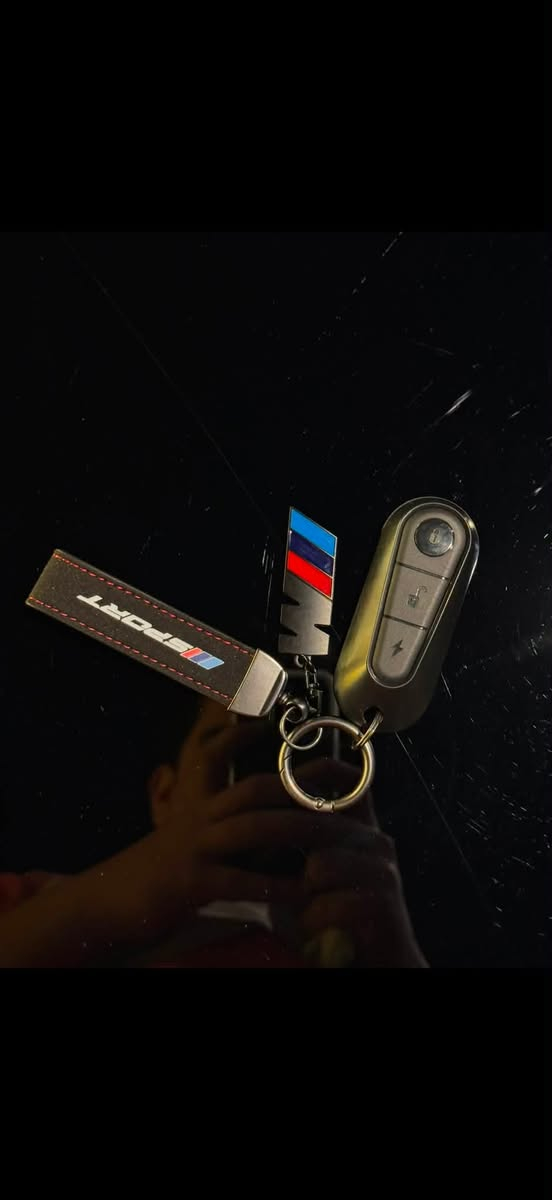 سلام عليكم
 Scooter
( الصاعقه ريان 👈الاصليه 👉)
ملف 2000s يجي اشلع من وحش الكون بشويه 
سرعه( 73 km حقيقي )
تمشيك 80 km الى 70 km بل راحه 
لايت LED Zenon قوي عالي ناصي رماش 
مثبت سرعه cruise
بيه نضام بك R
ابريك بلمكان دسك دبل عنبار  
دراجه نضافته 95%‎ نظيفه كلش 
استخدام قليل + وصل شراء موجود 
سبب البيع  استخدامي إلها قليل
سعرها مليون و 300الف وبيه مجال  
مكاني بغداد حي الشرطه شرطه الرابعه 
للتواصل ماسنجر او ***********
