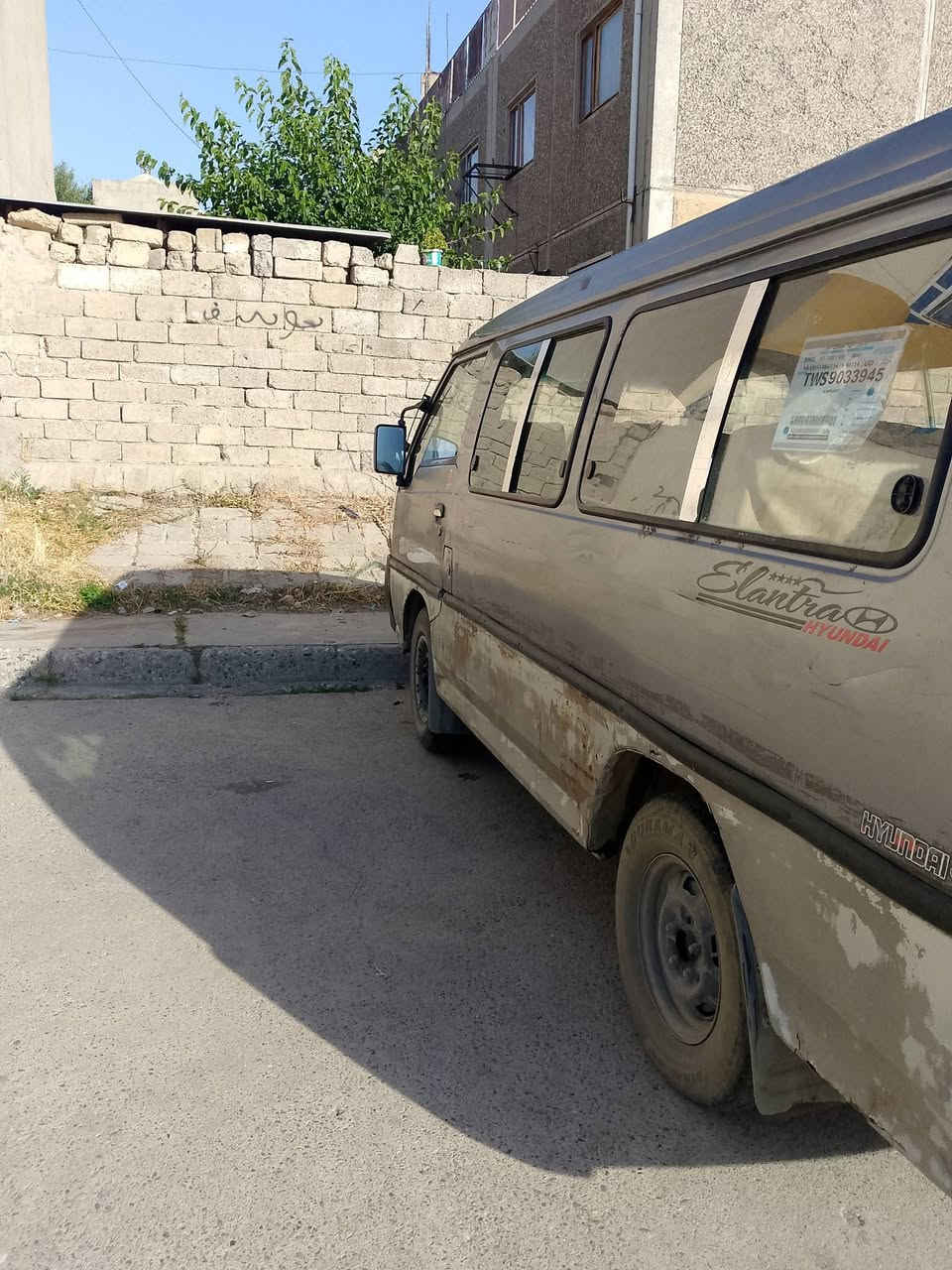 سلام وعليكم كيا هونداي للبيع موديل 94 شرط الوكاله والتحويل محرك صار شهرين من عمرتو السياره كلها شرط من الدعاميه للدعاميه السعر 25//// وبيها مجال شويه للاستفسار الاتصال على الارقام التاليه *********** ///////اسيا ***********

