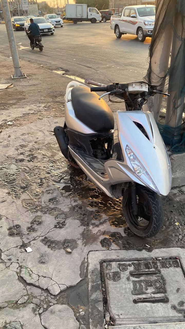ماكس مضلع مفتوحه ولفات فقط عنواني بصره ابو الخصيب سعره ٥٠٠وبيه مجال كلشي شغال مكينه ناعمه كهربايات كله شغاله للتواصل وتساب فقط ***********
