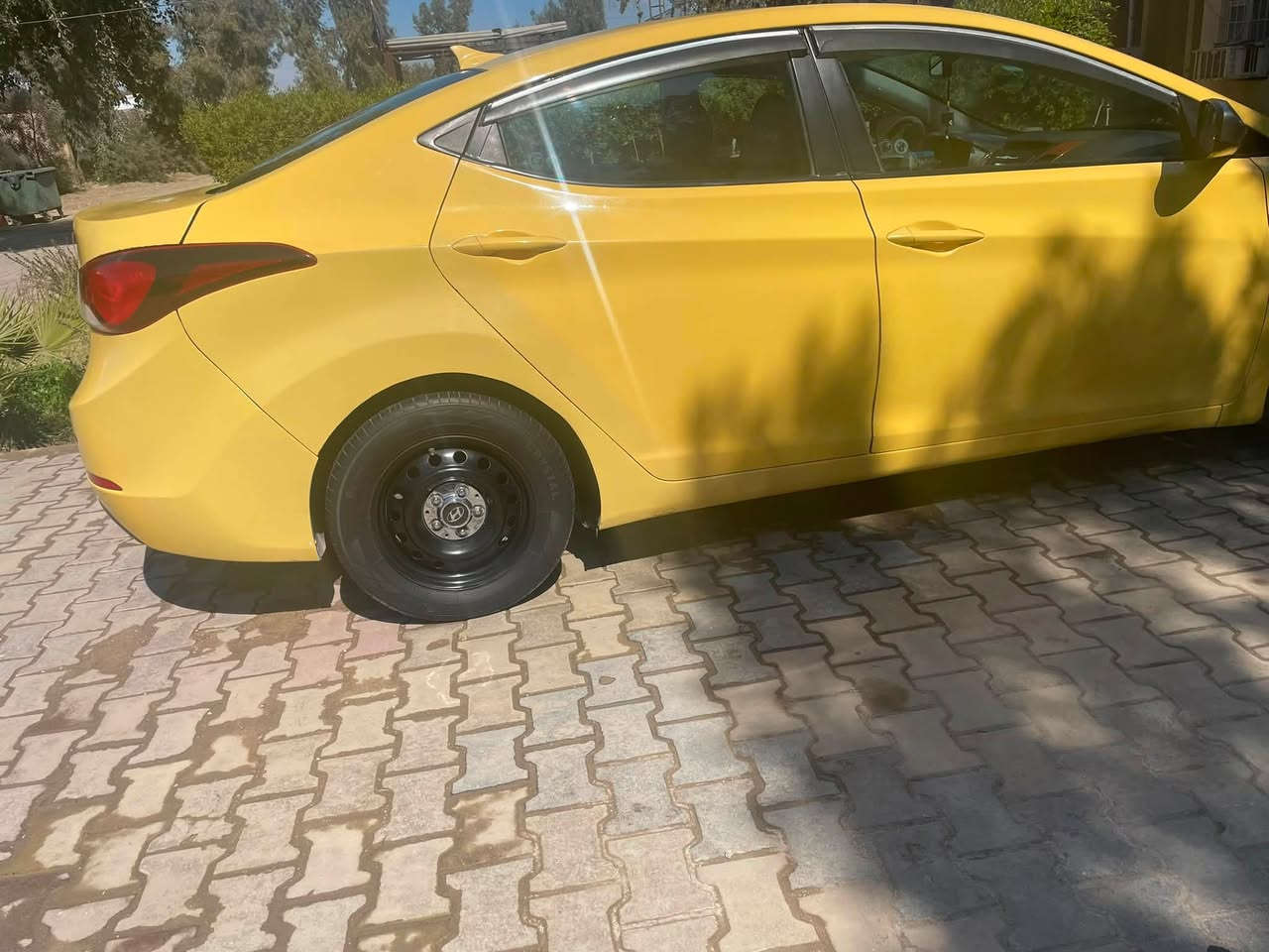 النترا موديل ٢٠١٥
وارد امريكي 
محرك ١٨٠٠
دوش تخم تاير تبريد 
سياره دوشمه عام جديده 
الحادث جاملغ الخلفي فقط 
مصفره هيئه وغرامات 
خطها جوال 
رقم بغداد 
العنوان بابل
الخاص مهمل الاتصال ع الرقم 
***********

