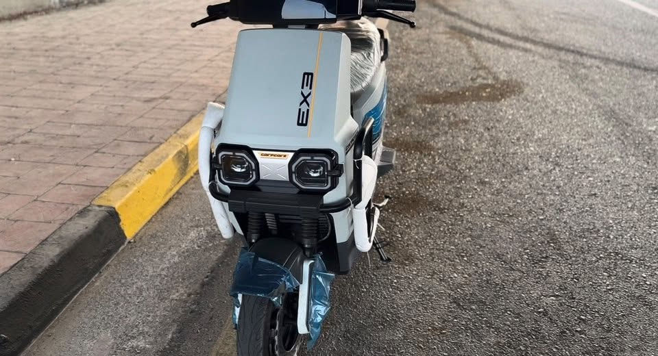 للبيع ماطور كهربائي EXE3 ⚡

🔋 بطارية ليثيوم
✨ نظافة 95%
🛍️ صارلي أسبوع مشتريه فقط
📦 بعده بالنايلون
⚡ الشحنة تمشي تقريباً 80 كم
🏁 السرعة 50 كم/س حقيقية
🔋 مجربه من حي الوحدة إلى بيسان وأرجع والشحنة ما تنقص تقريباً ولا شخطه.

💰 السعر: 1,250,000 دينار
🤝 بي مجال للجادين

📞 التواصل***********: واتساب/اتصال
❌ ما متواجد بالفيسبوك

عنوان موصل حي الوحده
