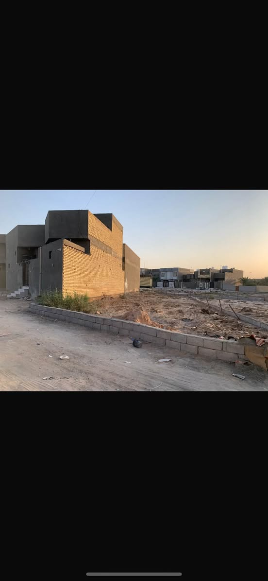 السلام عليكم
قطعة زراعي بحي العباس مساحتها 400 م اقرار محكمة واجهة 12.5 نزال 35 سعر مناسب 

وهذا موقعها تروح وتشوفها بعينك

https://maps.app.goo.gl/TbmVySDKxp2Y7z3K6?g_st=ipc

للاستفسار الاتصال على الرقم
***********
