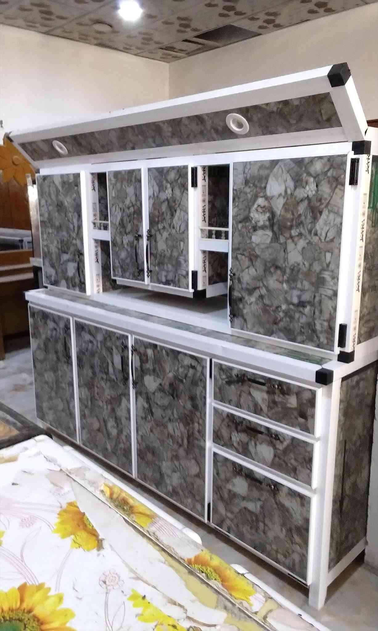 سلام عليكم محل حسين للمستعمل وجديد هلن وسهلان بكم العنوان البوبيات سواق برتقاله البزل المدفون  ***********
