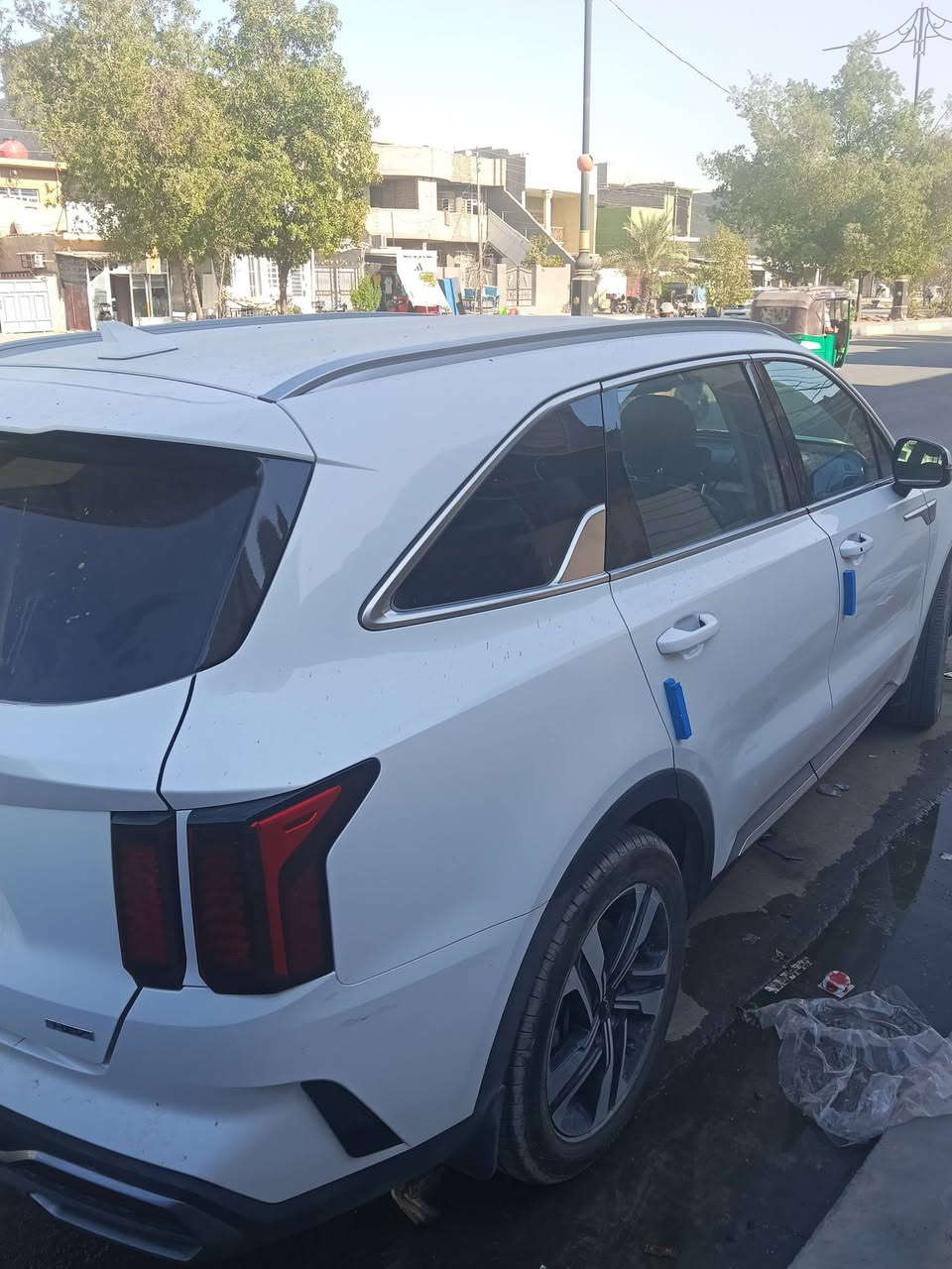 سورنتو 2023
هايبرد صبغ طارف بنيد 
ماشيه 9500
***********
