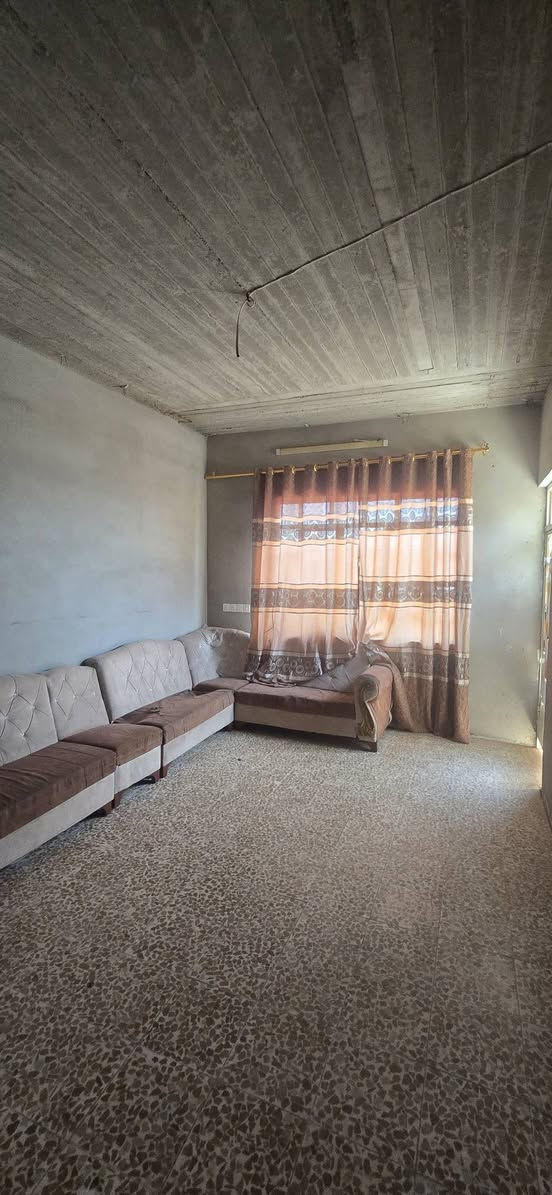 🏠 بيت للبيع بالأقساط – فرصة مميزة في الموصل
📍 الموقع: الموصل – قوسيات، خربت عسكر، قرب معمل سيد حميد
📐 المساحة: 150 متر
💰 المبلغ الكلي: 50 مليون دينار
💵 المقدمة: 25 مليون
📅 القسط الشهري: 500 ألف دينار

🏡 تفاصيل البيت:
• غرفتين نوم
• هول استقبال
• صحيات داخلية وخارجية
• يبعد عن الشارع العام حوالي 200 متر

📞 للاستفسار والتواصل:
***********
***********
