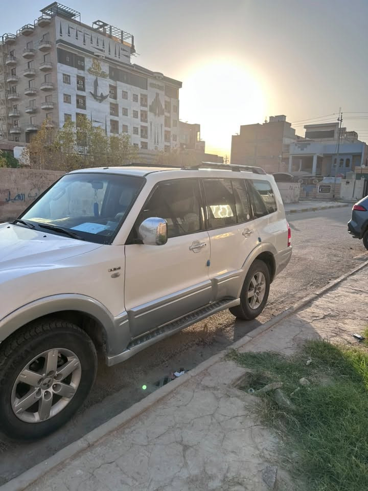 سيارة بيجرو 2007 برقم مميز 170 ذي قار
للبيع بسعر مناسب 
للاستفسار***********
