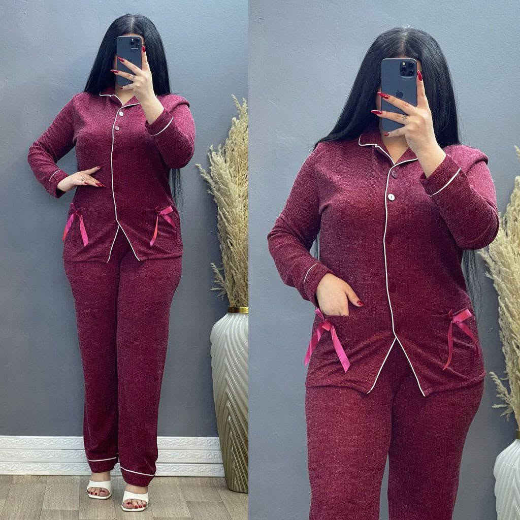 تراك نسائي دكم  جاكار عراييسي  💯
الخامه جاكار عرايسي مشييف   💯
القياسات  L _ XL _XXL  _ 3XL   قالب رهي جداً
سعر الدرزن 12 قطعه 105 الف 