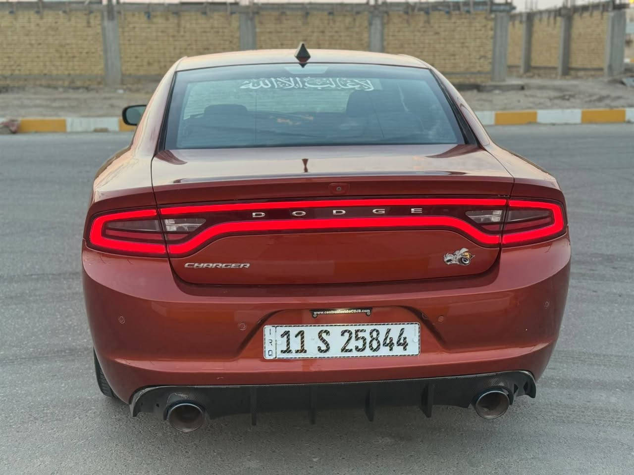 الهم صلىً على محمد وال محمد 🧿
للبيع دوج جارجر لون مميز🌰
موصفات Sxt
كشنات كهرباء ⚡️
شاشه كبيره 
كامره خلفيه
بعد معروفه موصفات Sxt 
مكان السياره ناصريه
اي ستفسار اتصل ع رقم
***********
