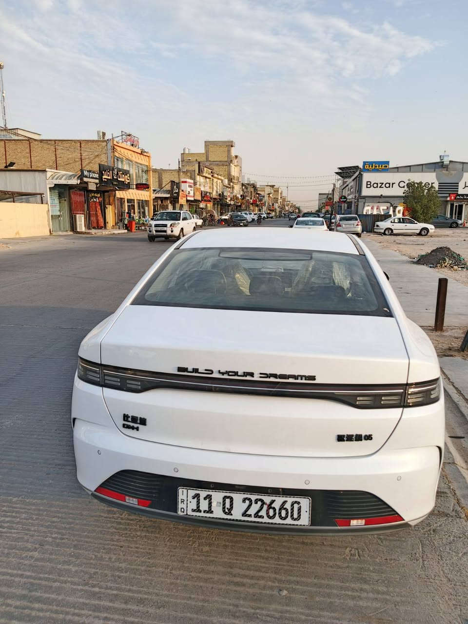 BYD دسترويل فول 2025
سيراه جديده ومكفوله كفاله عامه من كلشي

مواصفات 

هايبرد بانزين وشحن سياره ماشيه 20الف على المحرك و 20 على البطاريه 

شاشه قلابه كبيره

كير ماوس 

كشنات رياضي

كامرات 360درجه

رقم مميز  بغداد مكان السياره نجف تحويل ثاني يوم السياره بأسمي

اناره داخليه على جميع الابواب والدشيول

وغيره من المواصفات

السعر مناسب للاتصال على الرقم***********
