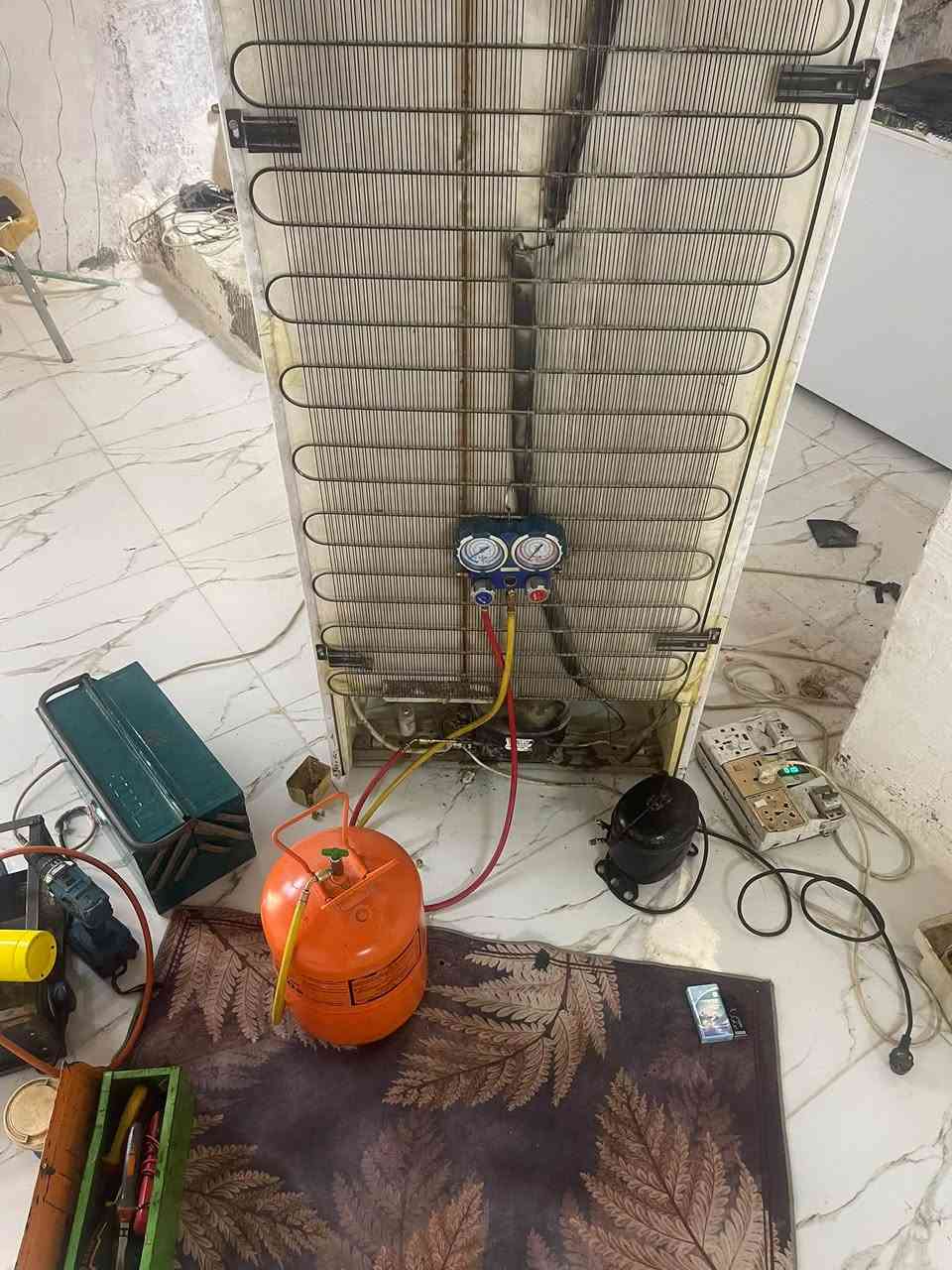 شغل اليوم
لحيم ليك +شحن غاز ثلاجه بابين 

شارع المعمل 

سيد ليث ***********

