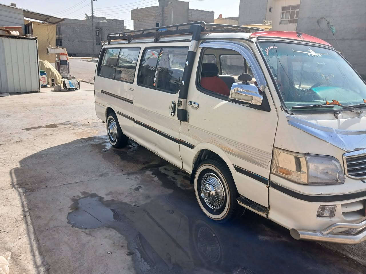 سلام عليكم. فتون دير موديل ٢٠٠٩ بغداد بسمي مكفوله من كير ومكينه وتايرات وصدر وكهربائيات .. دوشمه جلد مابيه خياسات  شاشه وكامره دواره وحساسات ومنضومت غاز مصفره هيه ومرور خطها حسينيه باب المعظم تخم تاير قبل شهرين شديته تتقفل كل البواب كهربايات كله شغاله ماكو شي بيها ميشتغل رون وكيلو متر وكيج بانزين وحماوه سستم سماعات نشره داخليه   ...للبيع او مراوس بجنبي عالي او هايسه وانطي فرق   ..سعرهه 55 ورقه مكاني بعقوبه ***********
