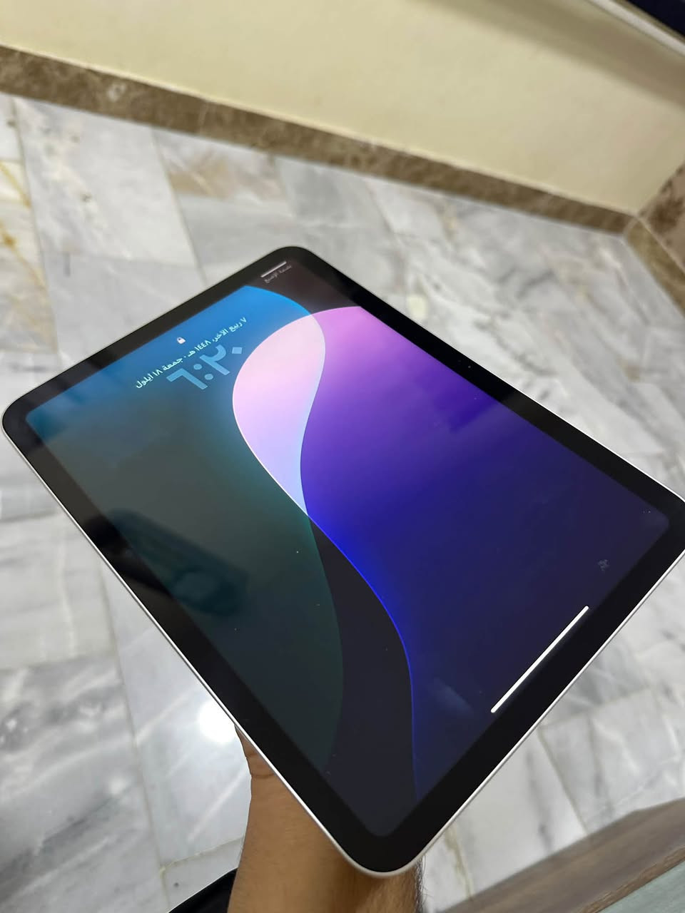 السلام عليكم 

ايباد 10 معالج A16 ذاكرة 64GB بطارية 85% من الحاسبة نظافة عالية مداخل تصليح ولا مبدل بي أي شي وكلشي بي سليم وشغال نظافة 90% مثل ما مووضح بالصورة الكلاسة فقط بيها طبع اصبع اثر استخدام مثل ما موضح وما مأثرة ابد ملحقاتة شاحن كامل و كفر وكارتونة
سعرة قفل 360 الف 

مكاني البلديات 
واتساب ***********
