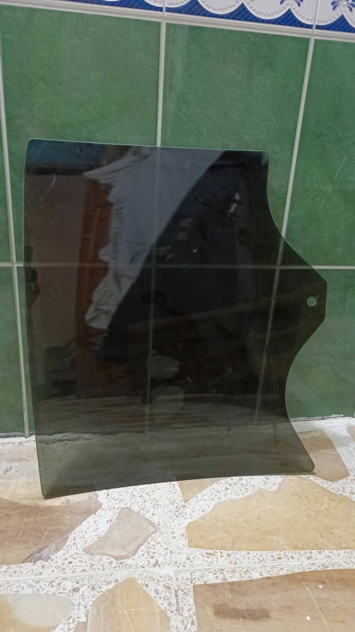 باب كوينكس • موديل 23 • خلفي يمين