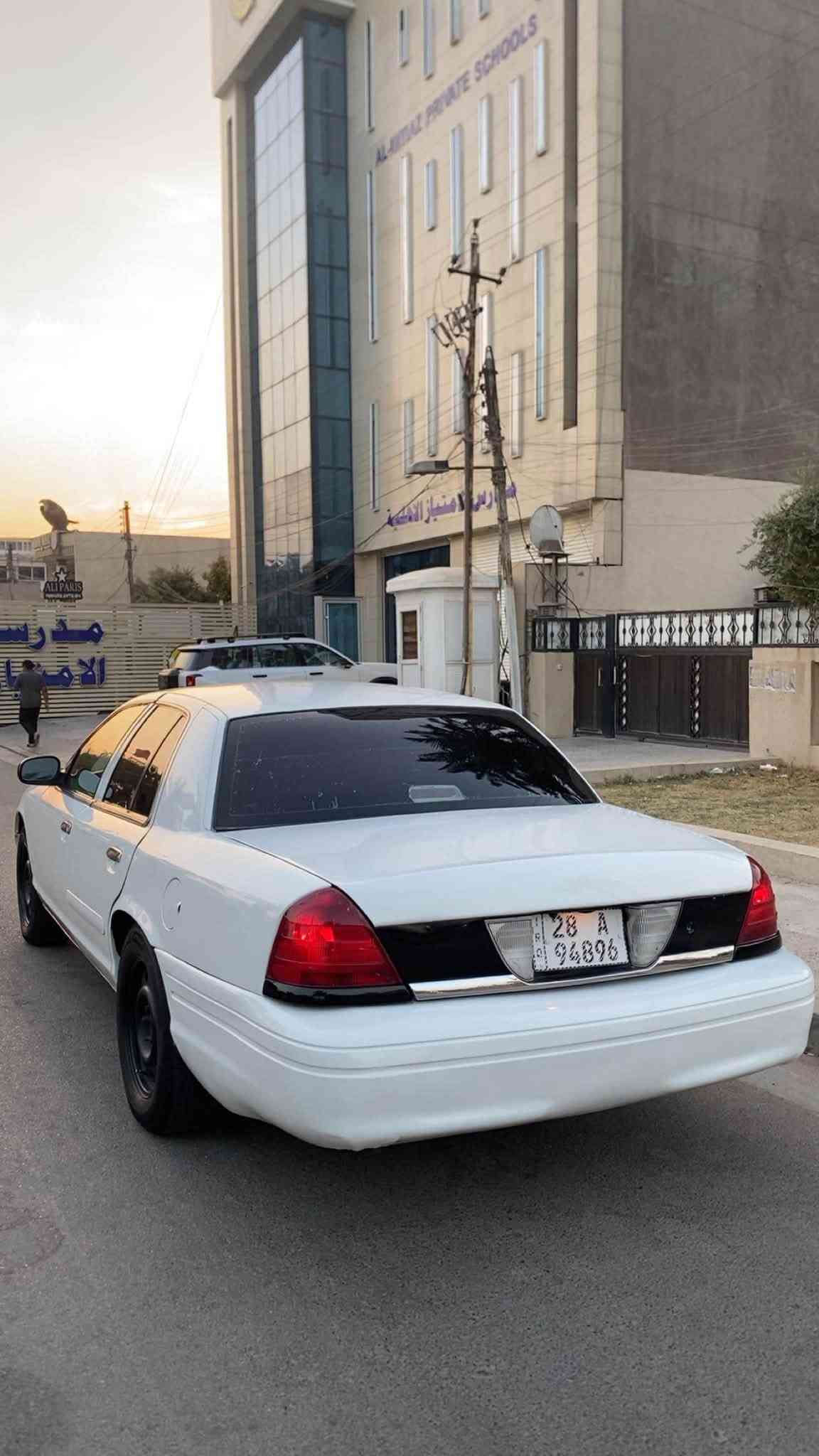 للبيع فورد كروان فيكتوريا  موديل ٢٠٠٧ 
رقم انكليزي هزه وارقام وجدد 
سياره بدون ضربه صبغ عام للجماليه.  
مكينه كير شغاله ١٠٠/١٠٠ 
صدر امامي خلفي جديد لوك 
تبريد شغال ثلج ويه السويح 
تخم تاير جديد 
شاشه كار بلي. كامره خلفيه 
جام كهرباء 
سياره مصروف عليها ادامه كامله بدون اي نقص مال جناي 
السعر 58$
مكاني بغداد حي الاعلام 
للاستفسار الاتصال على الرقم ***********
