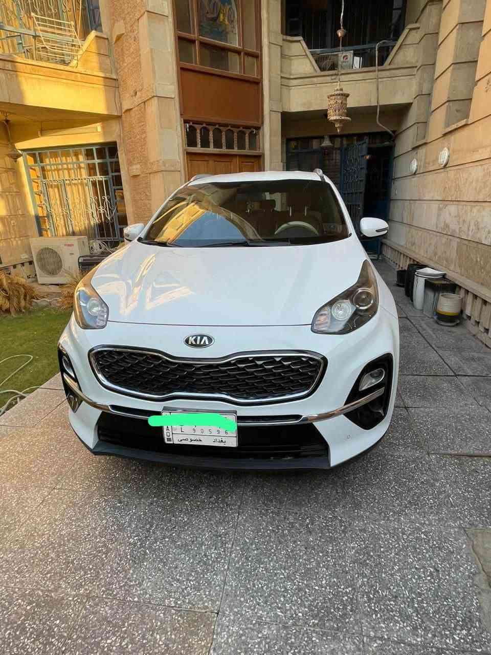 سبورتج ٢٠٢٠
محرك٢٠٠٠دوش

تحكم ستيرن

حساسات امامي وخلفي

كامره

مكفولة من الضربة والصبغ

السعر ١٩٠

وبيها مجال بسيط 

الاتصال ع الهاتف

***********
