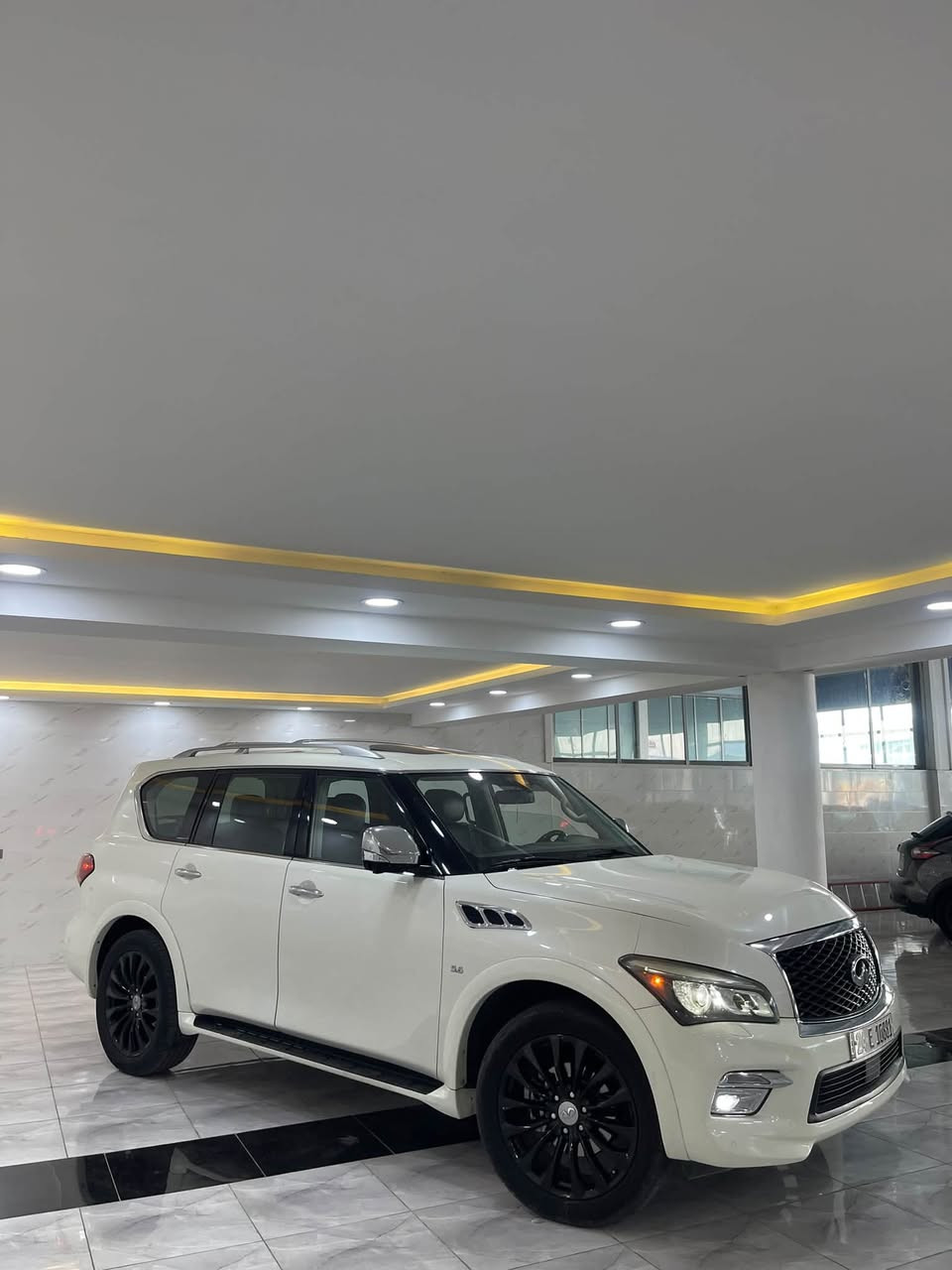 انفنتي QX80 • 2017 • مكفولة