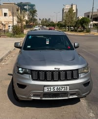 جراند شيروكي بلاك توب • ٢٠٢١ • مكينة ٣٫٦
