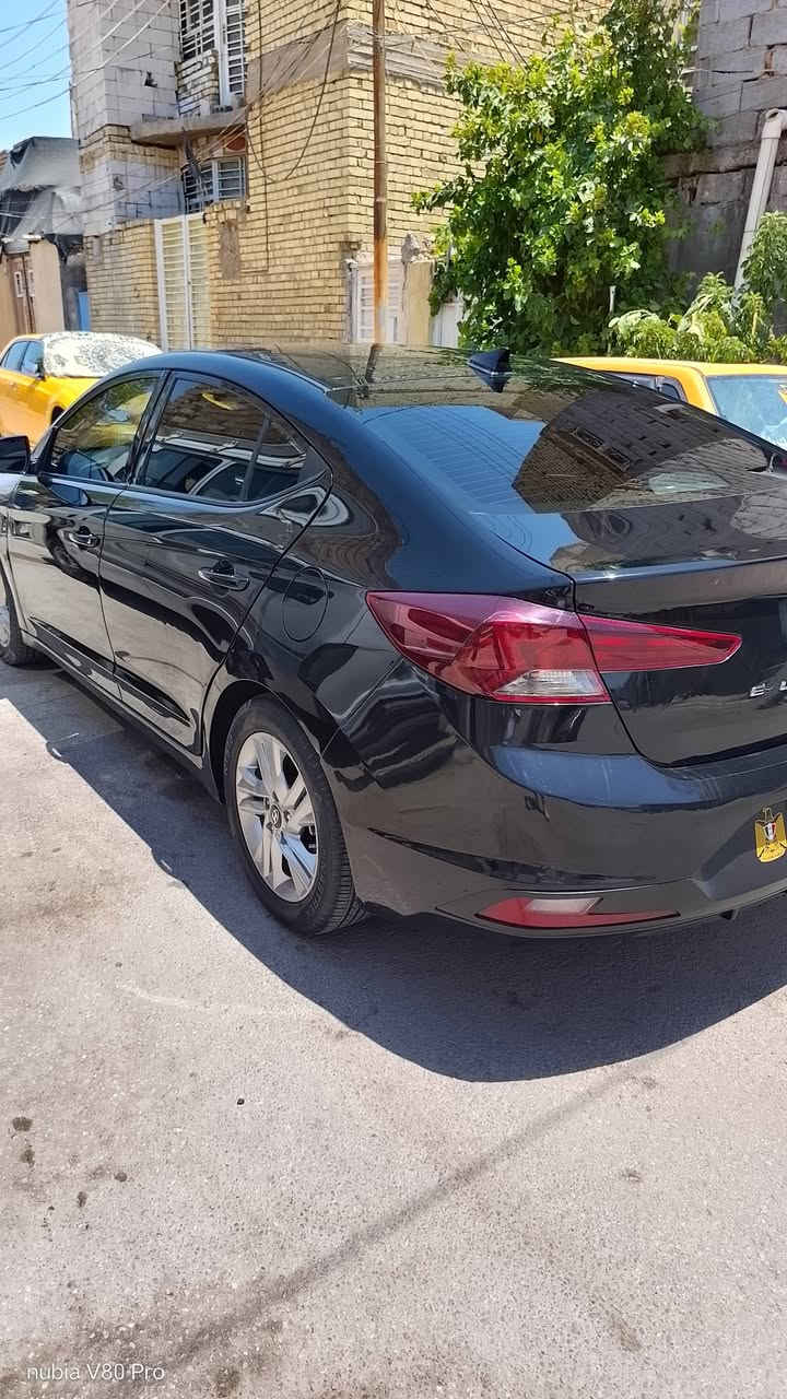 سلام عليكم النترا للبيع موديل ١٩بسمي مداور مباشرحادث موضح بل منشور السعر ١٢٠***********
