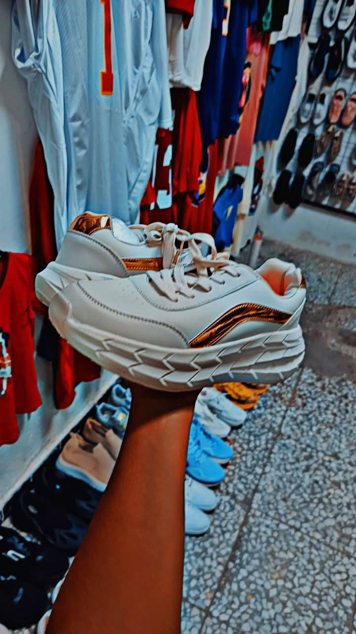 سلام عليكم احذيه باله اوربيه اصليه
يوجد لدينا احذيه👟 و ملابس👕👖 كبار👨 و صغار 👦

عنوانه بغداد منطقه الغدير قرب جامع خديجه 

للحجز او الاستفسار على رقم الهاتف :-***********

يوجد لدينا خدمه توصيل 🚗لكافه انحاء العراق
