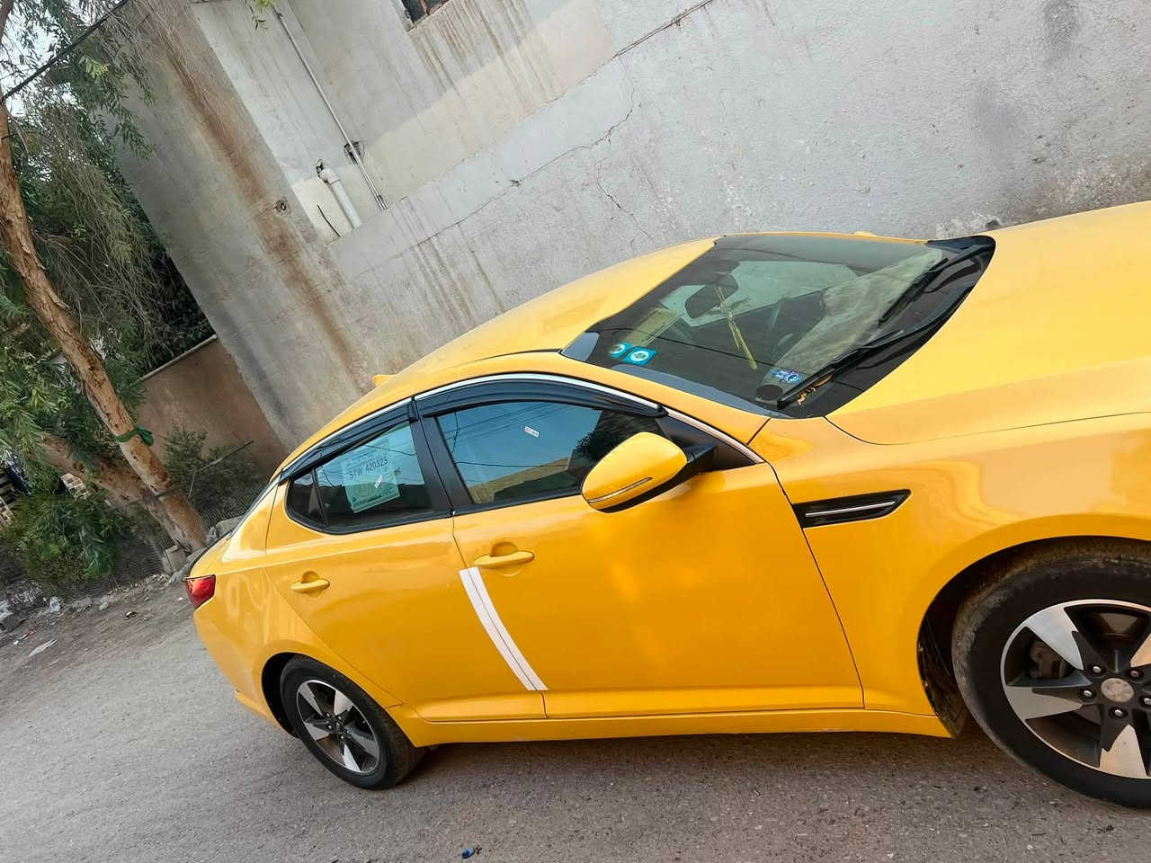 سلام عليكم أوبتيما للبيع سياره جاهزه متصرف عليه الف رقم بغداد تحويل مباشر
تبريد ثلج تخم تاير صدر امامي خلفي

كهربائيات كلها شغاله جاهزه من كلشي

 السعر 90 ورقه وبيها مجال شويه 

مكاني صلاح الدين قضاء بلد الاستفسار اتصل ***********
