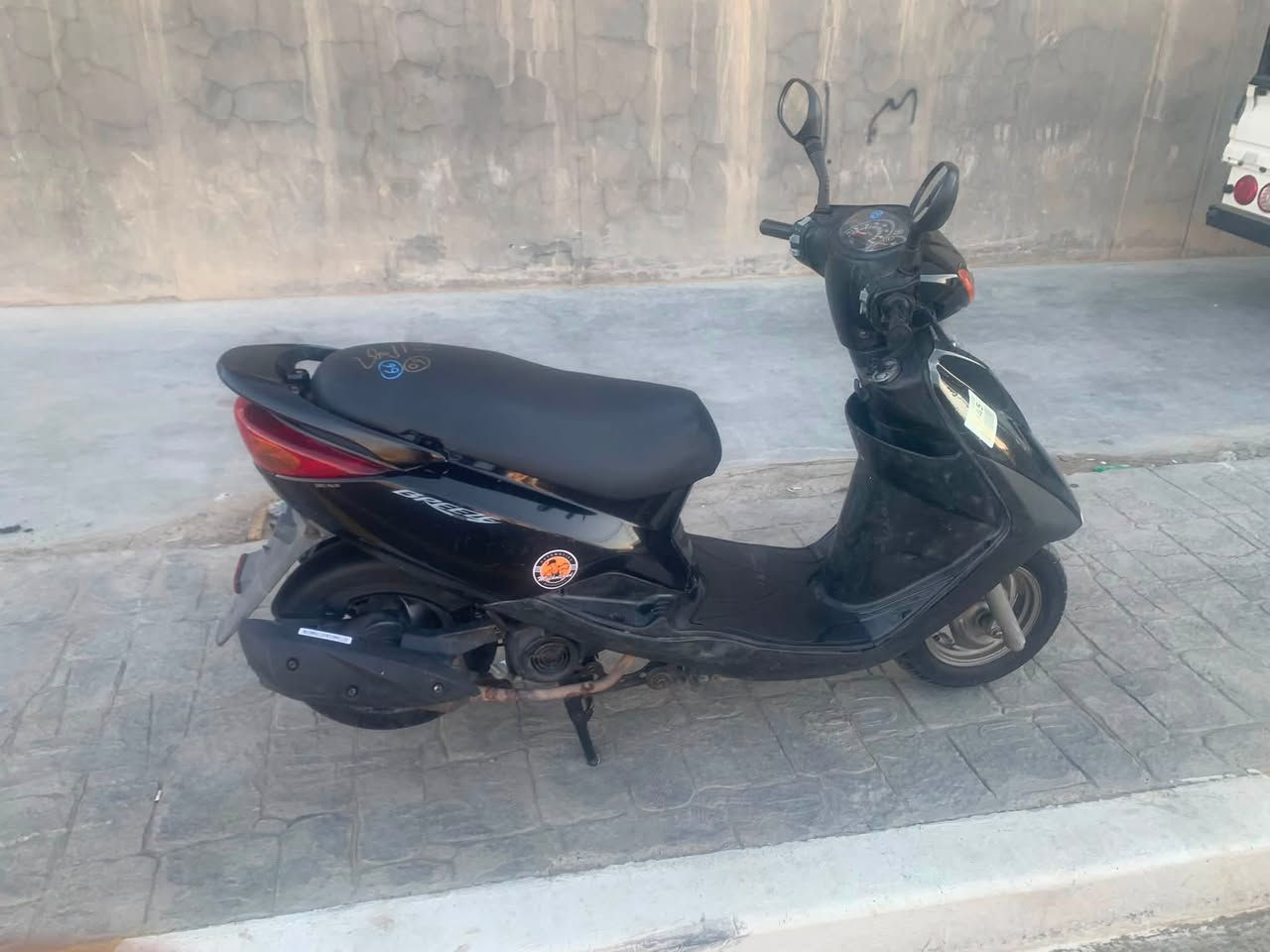 بريز لايت عالي بدون نقص مكينه خرسه مكفوله جيب فيتر وتعال افحص تايرات دبلات نضيفه العنوان الشعب***********
