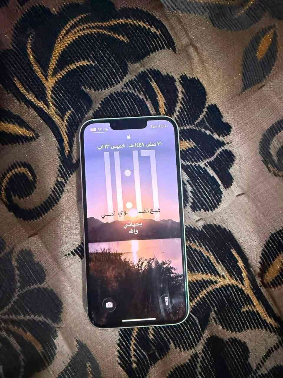 السلام عليكم تلفون لبيع آيفون 13 عادي
لون ابيض ذاكره 128بطاريه 79 بلادي دبل خط نضيف مامفتوح سعر 475 وبي مجال
***********واتساب
