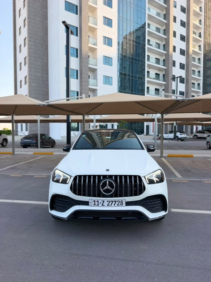 الفخامة الألمانية GLE 53 2023

للبيع مارسدس GLE53 موديل 23 AMG 
اللون ابيض رقم بغداد مغلفة PPf طافي 

السيارة فول مواصفات للاخير حساسات 360 درجة
كت AMG بلادي من الشركة مع نظام جگات
كشنات مخمل وجلد مع نظام سماعات برومستر 
كامرات محيطية 360 درجة وانارة محيطية ب12 لون 

مواصفات كلش كلش هواية السيارة معروفة 
حادثها جاملغ وبنيد نفس اللون بدون قطرة صبغ✔️

السيارة رقم بغداد ماشية 48 الف مايل
للاستفسار الاتصال:***********
