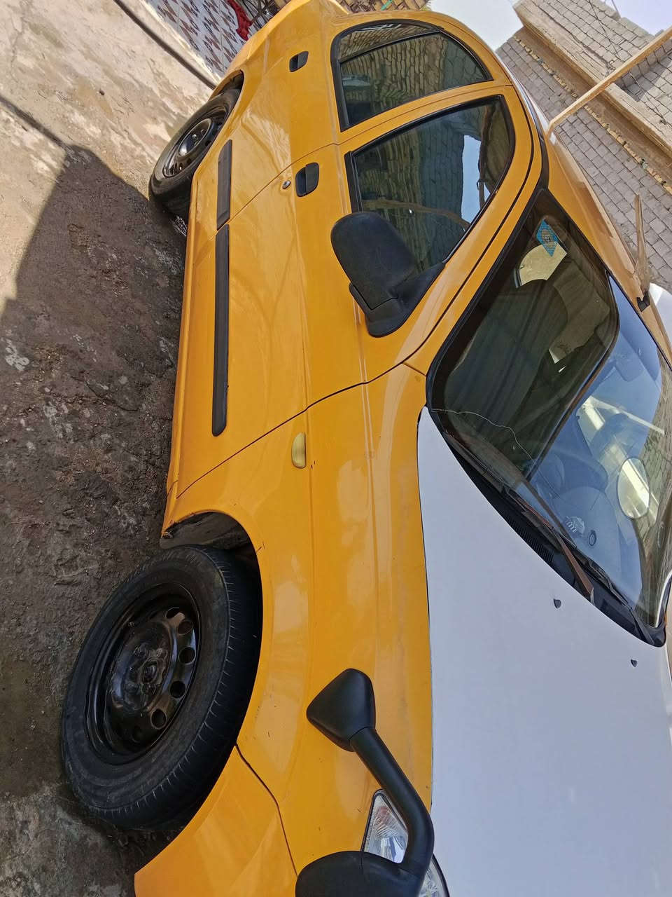 طيبه موديل 2015 تحويل مباشر
السياره جاهزه مال شغل 
تبريد شغال ثلج كير محرك حداديه تخم تايرات
السعر 32 وبيها مجال رقمي ***********
