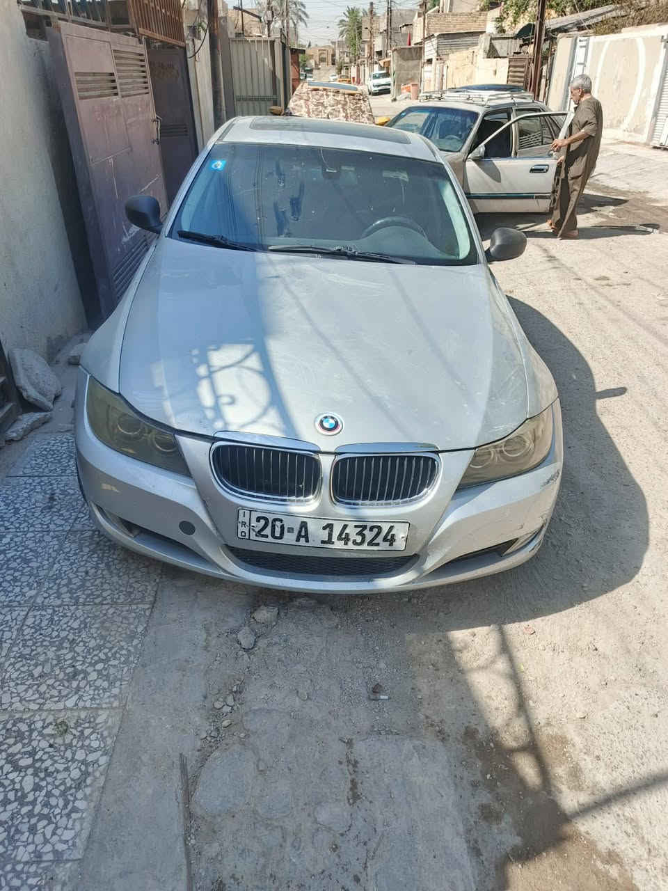 سلام عليكم مراوس بكوري او بيع  بي ام E90 موديل 2009 بااسمي هزه جديده اليوم سويتها فول مواصفات سلايت بصمه تشغيل  كشنات كهرباء ويل رياضي كير 3 وضعيات عادي اوتو سبورت محرك 25 نوزل قصير كير مكينه جدد تبريد قطعتين ثلج بدلت منظومه كامله تحكم ستيرن بااسمي سياره والله صاروخ بالشارع نشطه ماشاءالله السعر 85 بيها مجال عنوان بغداد *********** رقمي بي واتساب ماسنجر مفتوح الخط مفتوح وبالخدمه
