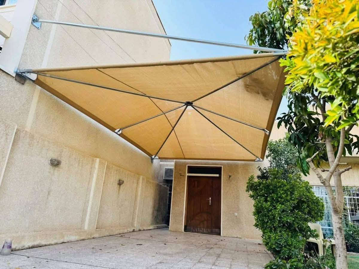 شركة الدقة  تقدم افضل عمل للمظلات  الهرمية الحديثة   

لي تحمي سيارتك من اشعة الشمس و المطر  وبيه ضمان  

5 سنوات  التواصل ***********
