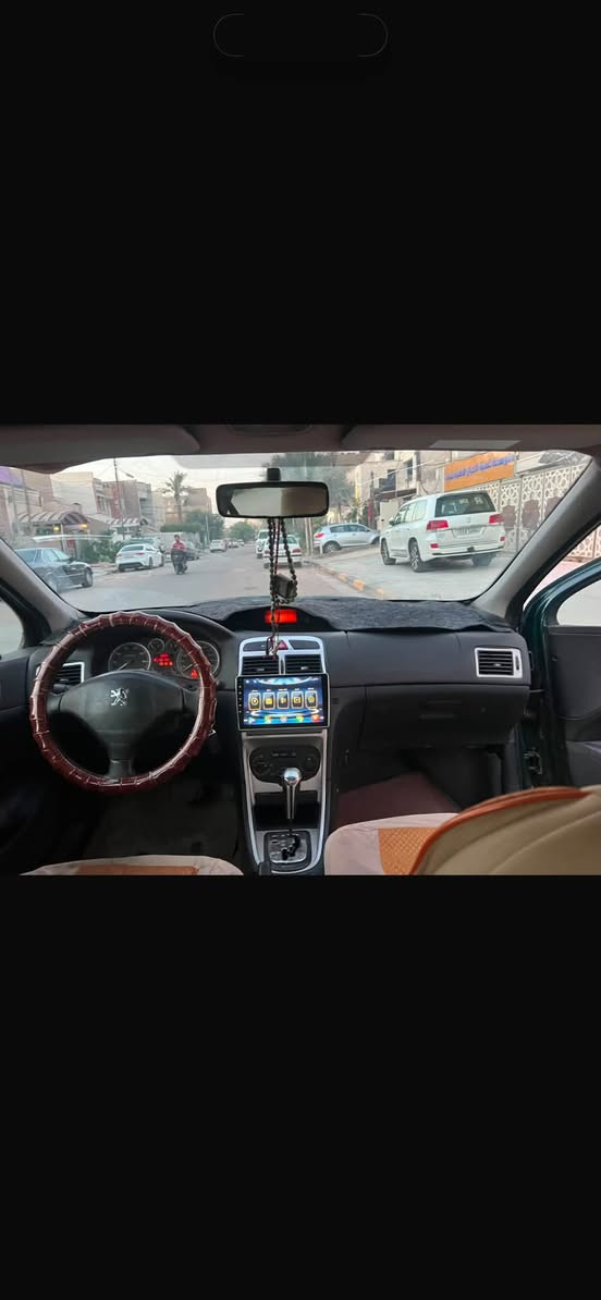 موديل ٢٠٠٥ جاهزة للأخير مابيها اي نقص ٤٧ ورقه وبيها مجال مكانها المشتل ***********
