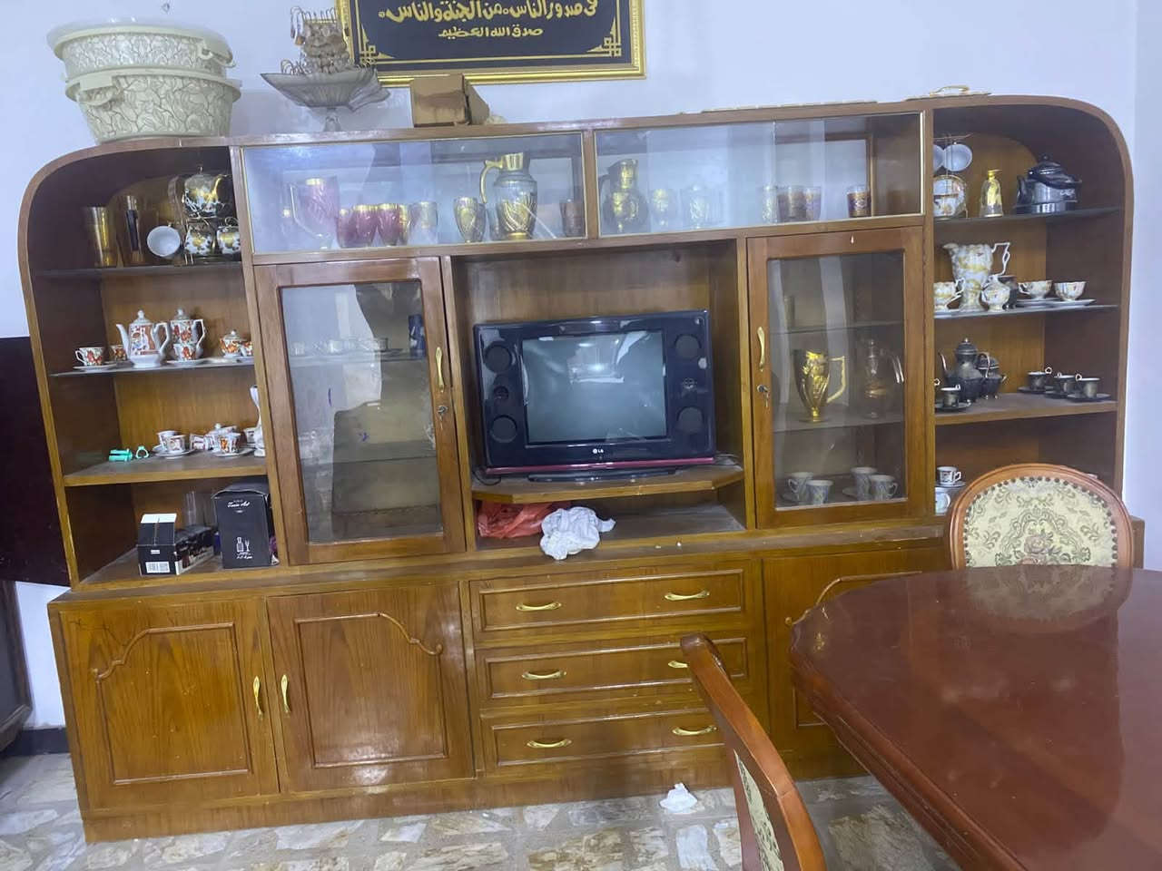 سلام عليكم  للبيع ميز صاج ومعرض صاج 
للاستفسار الاتصال ع الرقم
***********

